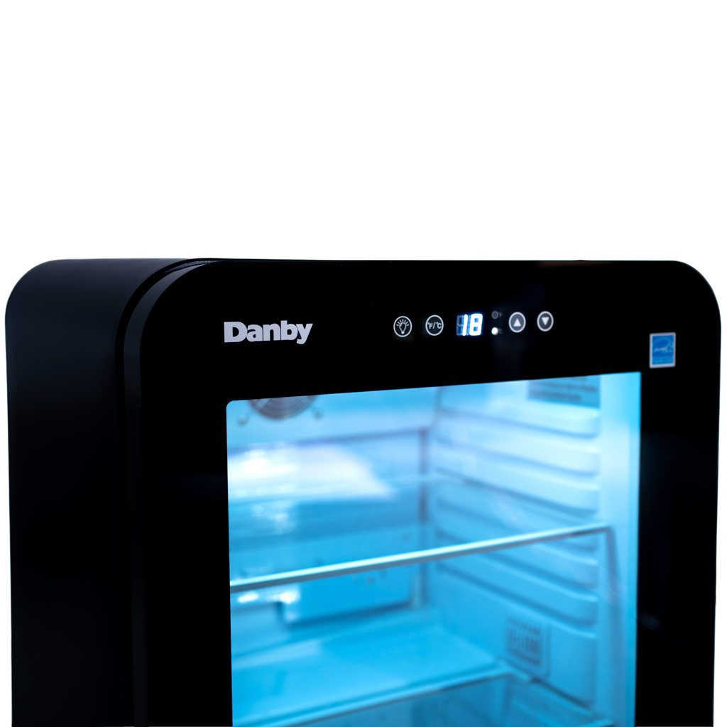 Danby DAG033A5BDH 3.3 cu ft glass door mini refrigerator control panel with temperature settings